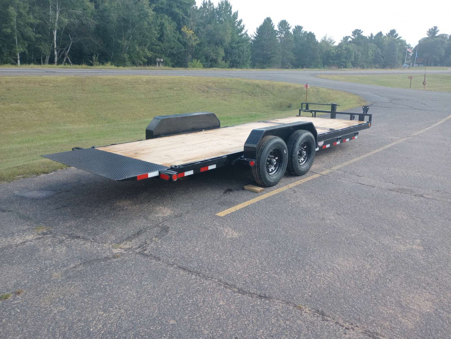 New 2026 PJ TRAILERS 83" x 22' T6 Tilt Trailer