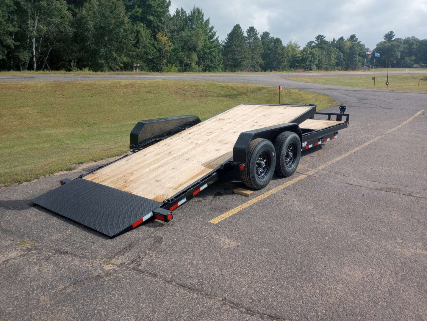 New 2026 PJ TRAILERS 83" x 22' T6 Tilt Trailer