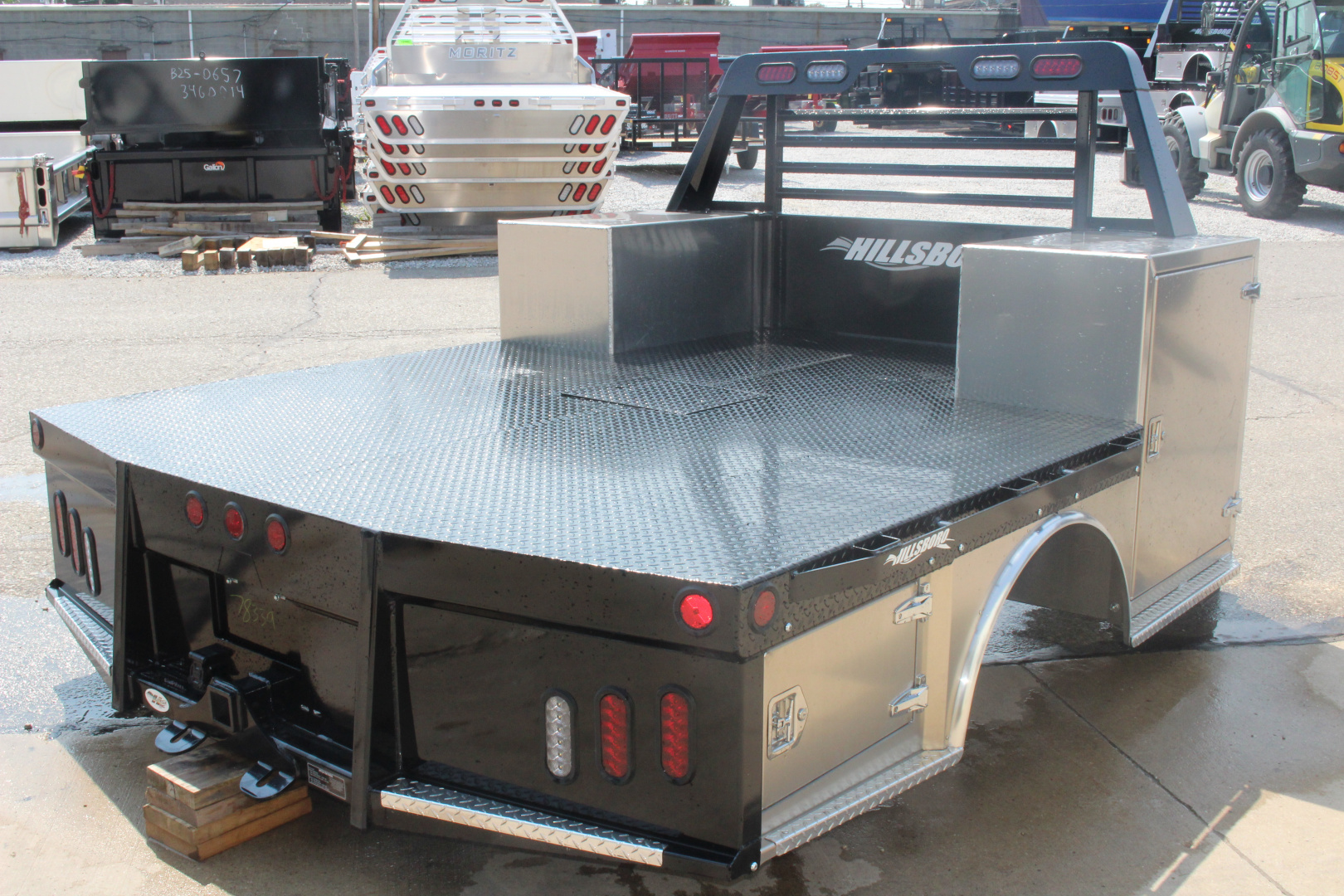 New 2026 Hillsboro TX500 Series Hybrid Steel/Aluminum Truck Bed 8' x 9.4' Truck Bed - 60" CA