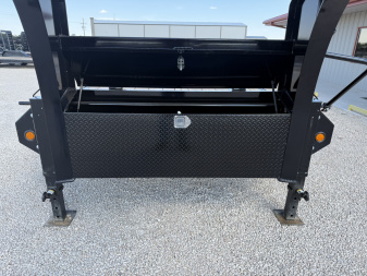 New 2026 PJ 102"x32' GN Low-Pro Flatbed w/ Singles - LS