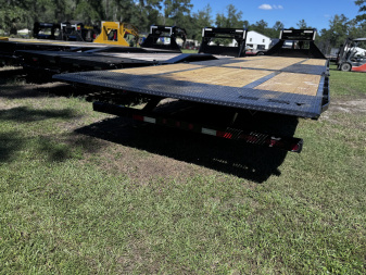 New Ironbull FHG 102" X 32', 2-10K AXLES