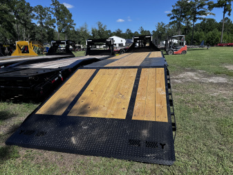 New Ironbull FHG 102" X 32', 2-10K AXLES