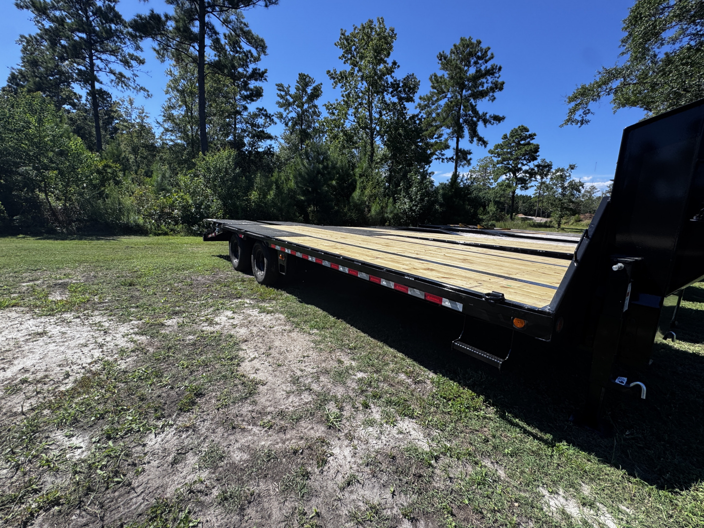 New IronBull 102"X25' (20+5) 20K, RAMPAGE RAMPS, ST235/80R16 10PLY