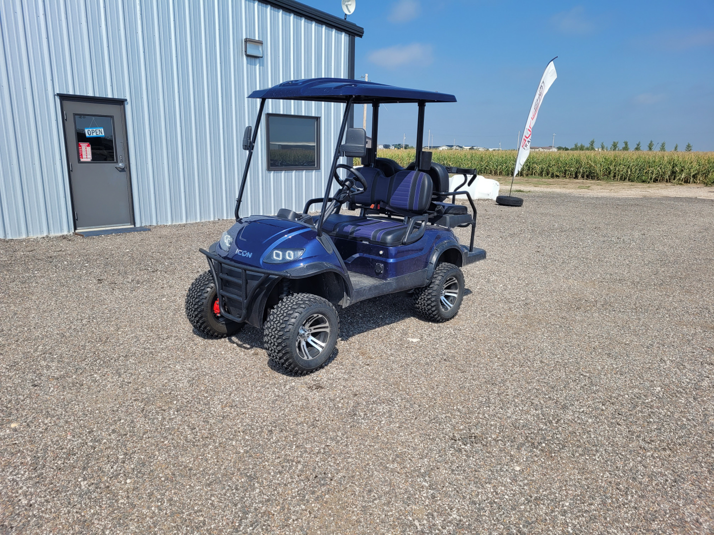 Used 2023 Icon EV I40L Golf Cart