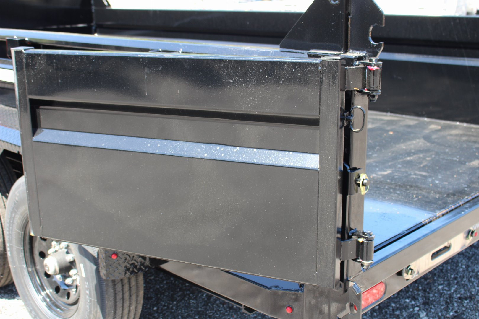 New 2025 Moritz 6' 10" x 14' Heavy Commercial DLH Series Dump Trailer - 14000# GVW