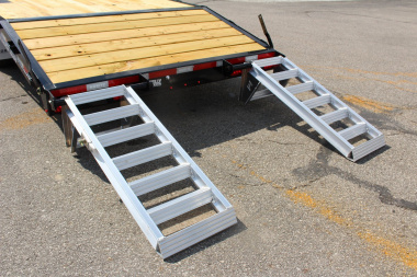 New 2025 Moritz 8' 6" x 22' + 4' Deckover Flatbed w/ Beavertail - Aluminum Ramps - 14,000# GVW