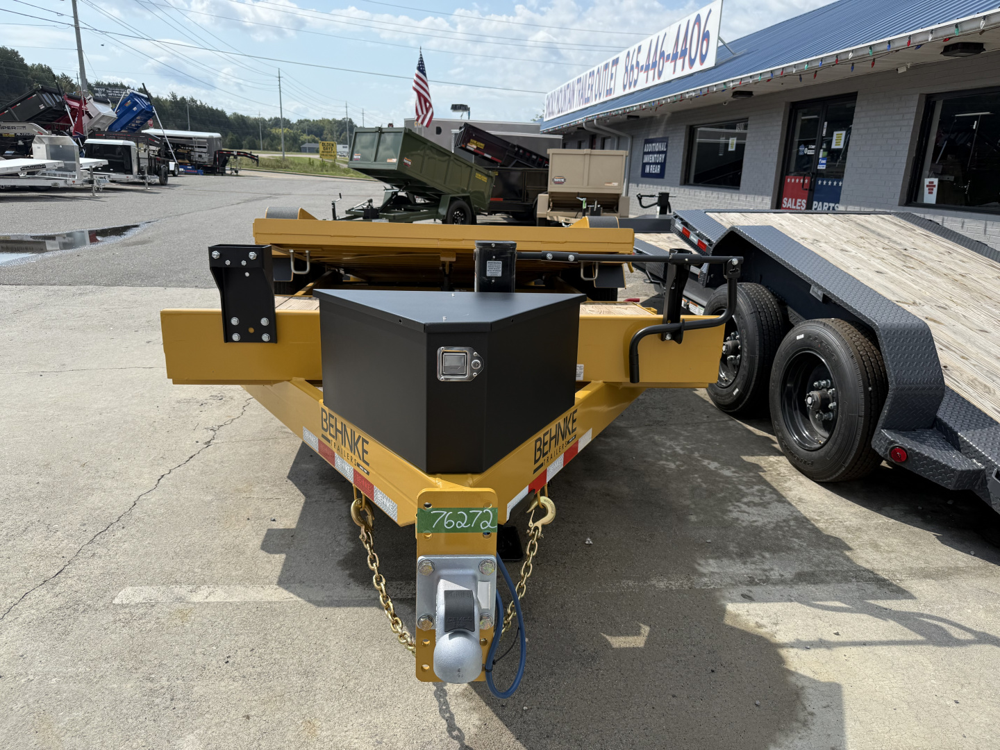 New 2025 Behnke TBCT 20' 14K ET TRA/REM Equipment Trailer