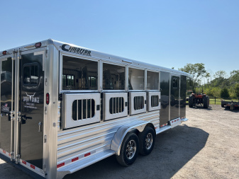 New 2026 Cimarron Trailers Norstar 4 horse slant Horse Trailer