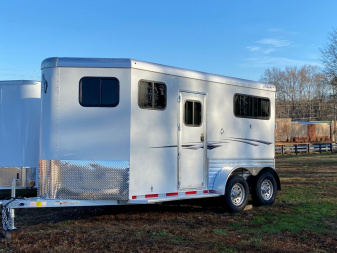 New 2026 Adam 2 Horse Straightload JuLite Bumper Pull Horse Trailer