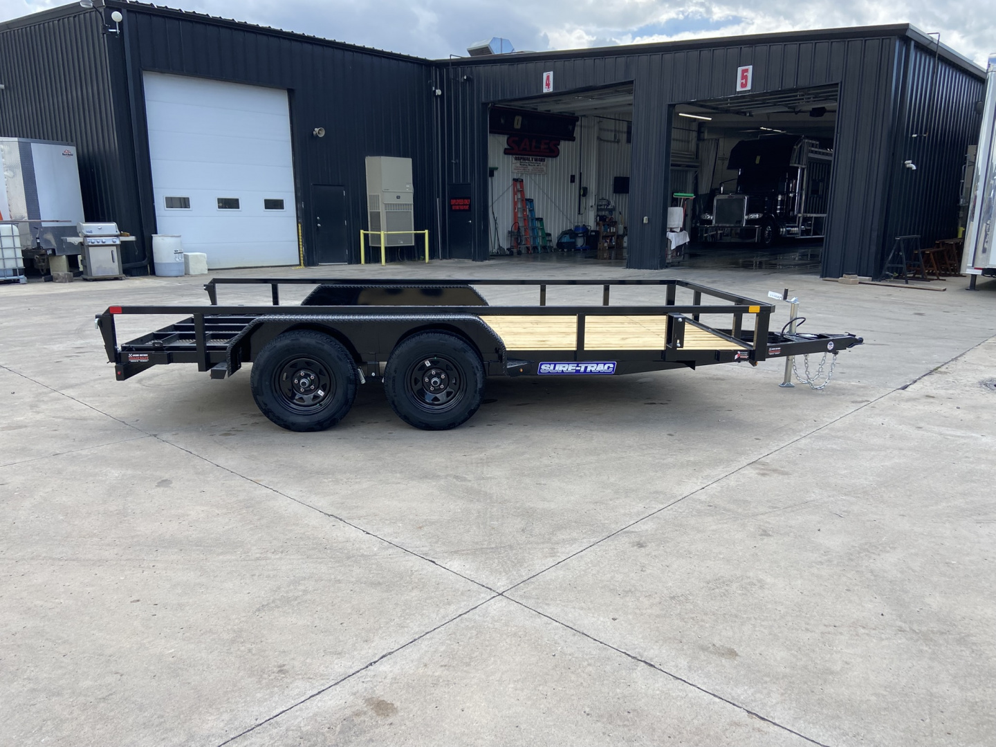 New 2026 Sure-Trac 14'