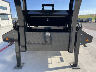 New 2026 PJ 102"x40' GN Low-Pro Air-Ride Flatbed w/ Duals - LD