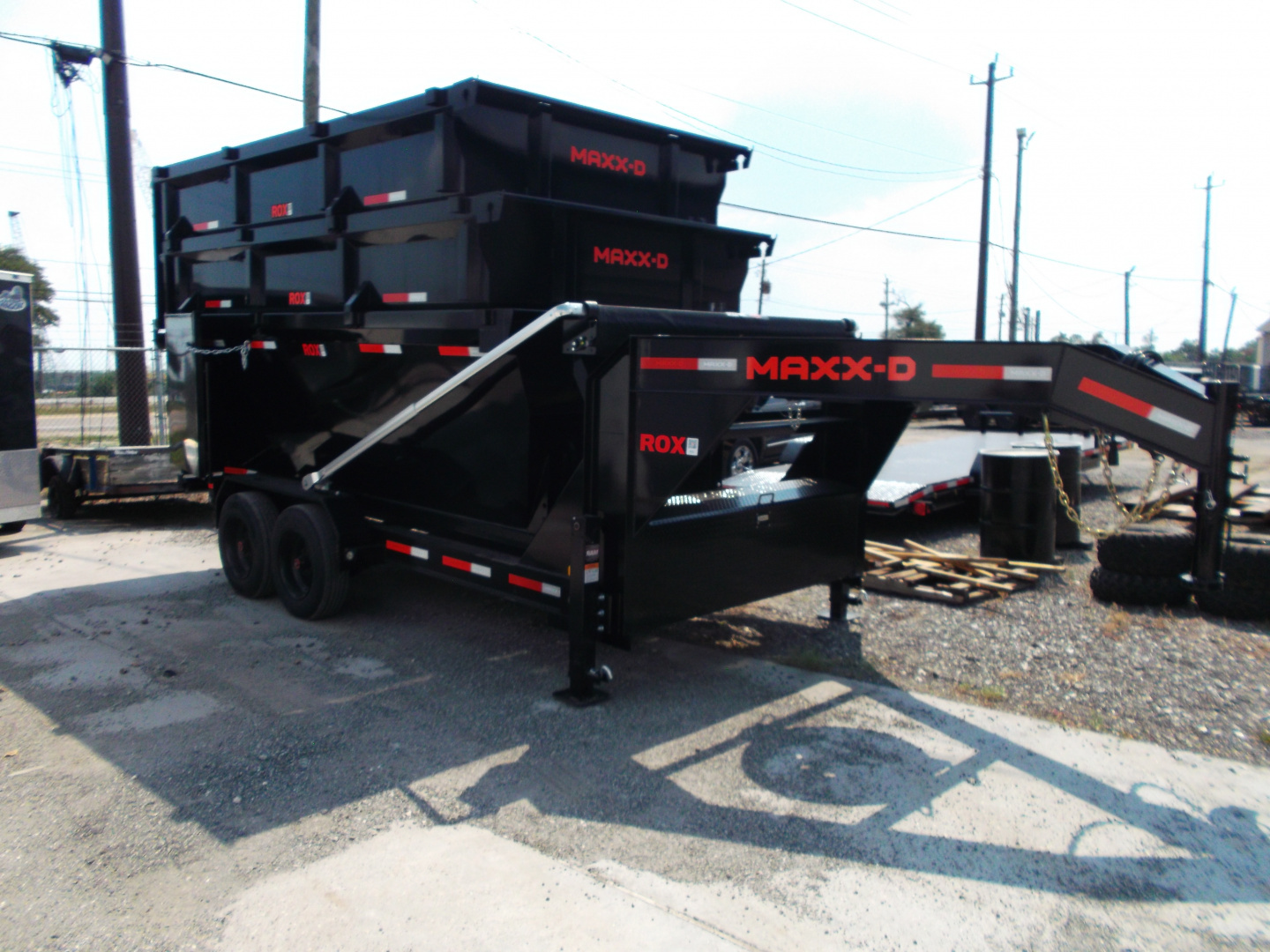 New 2026 MAXX-D 83x14 ROX 16K Gooseneck Roll off Dump Trailer / 8K Axles / Electric Tarp System / (3) 83x14 4ft Tall Heavy Duty Bins Rollster