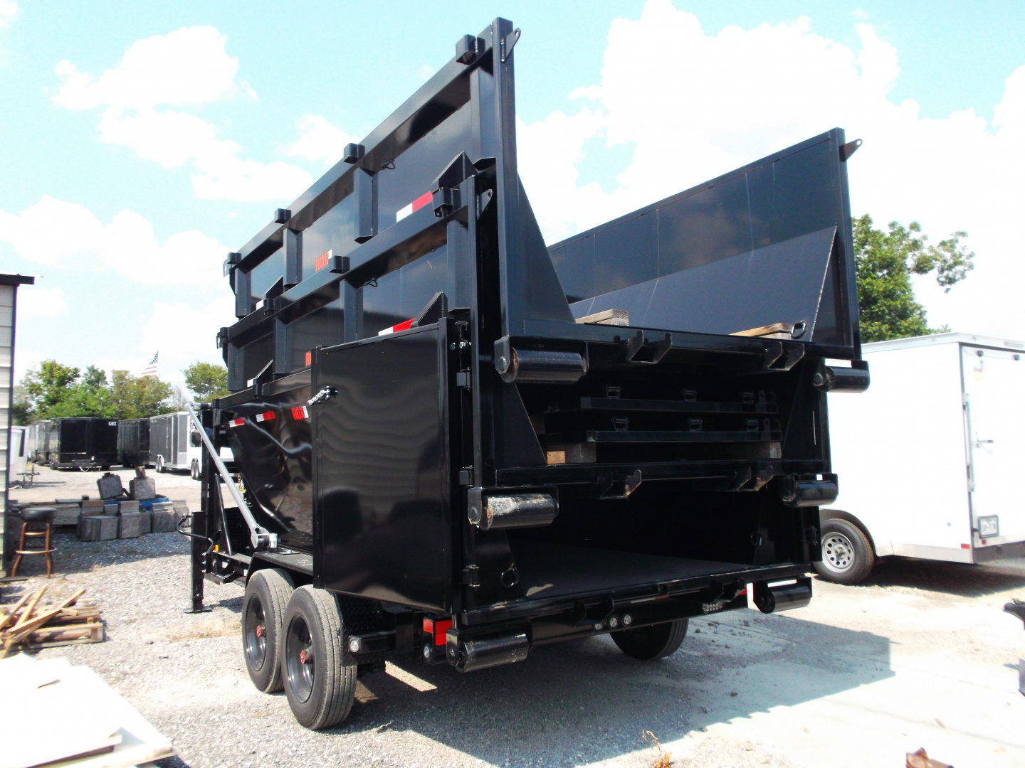 New 2026 MAXX-D 83x14 ROX 16K Gooseneck Roll off Dump Trailer / 8K Axles / Electric Tarp System / (3) 83x14 4ft Tall Heavy Duty Bins Rollster