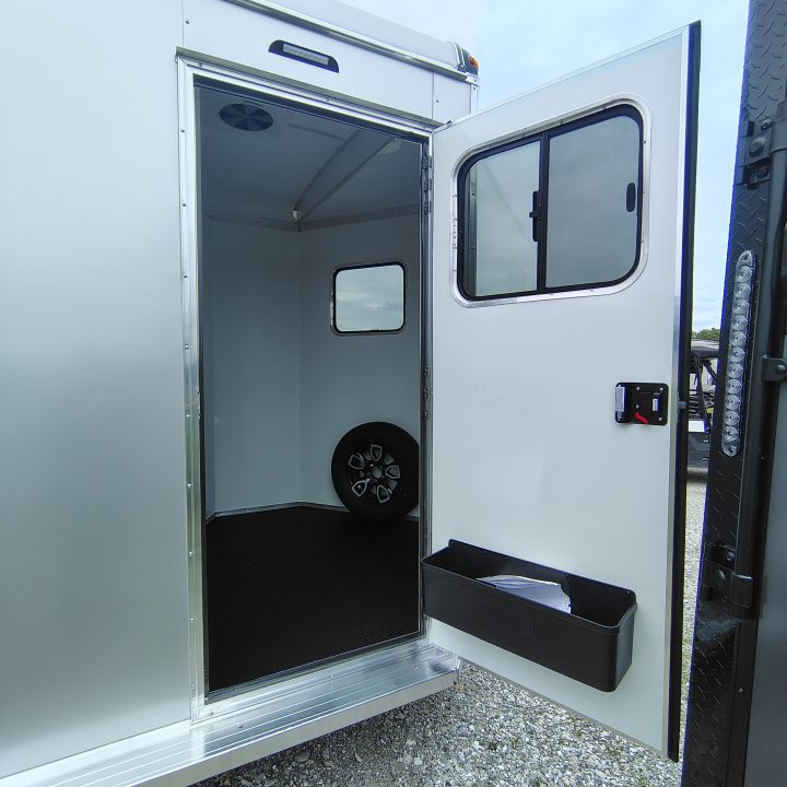 New 2027 Homesteader Trailer 7x13 TA, 7'9" interior height, 3.5k axles, 2 horse, Slant load Horse Trailer
