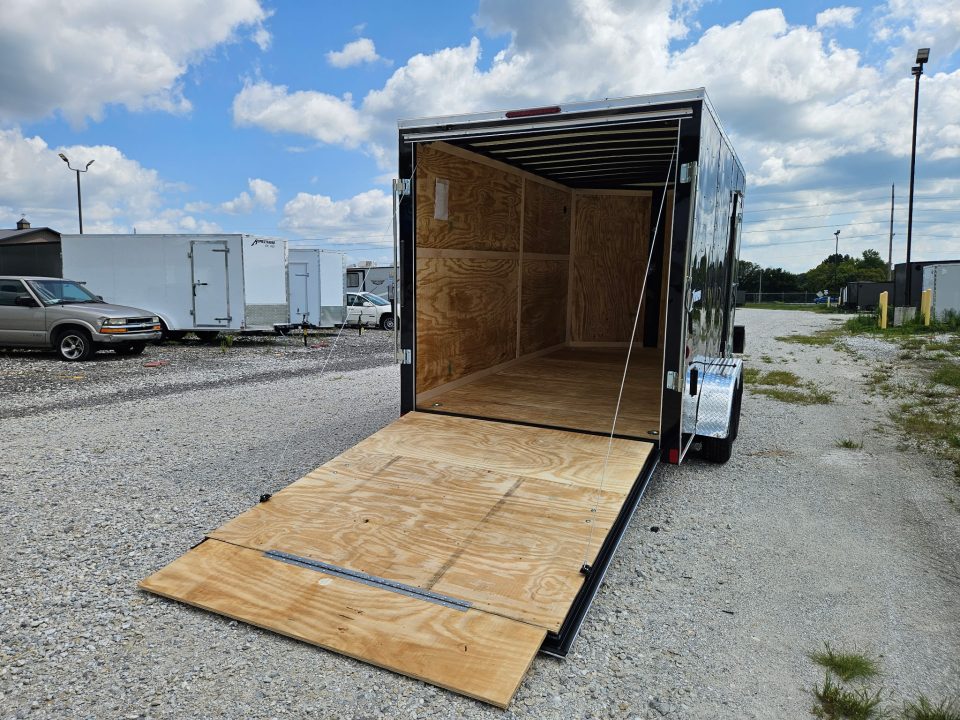 New 2027 Homesteader Trailer 7X14 TA Enclosed Trailer, 35K Axles, 7'Interior Height, .080 polycore,Translucent Ceiling, Intrepid package Cargo / Enclosed Trailer
