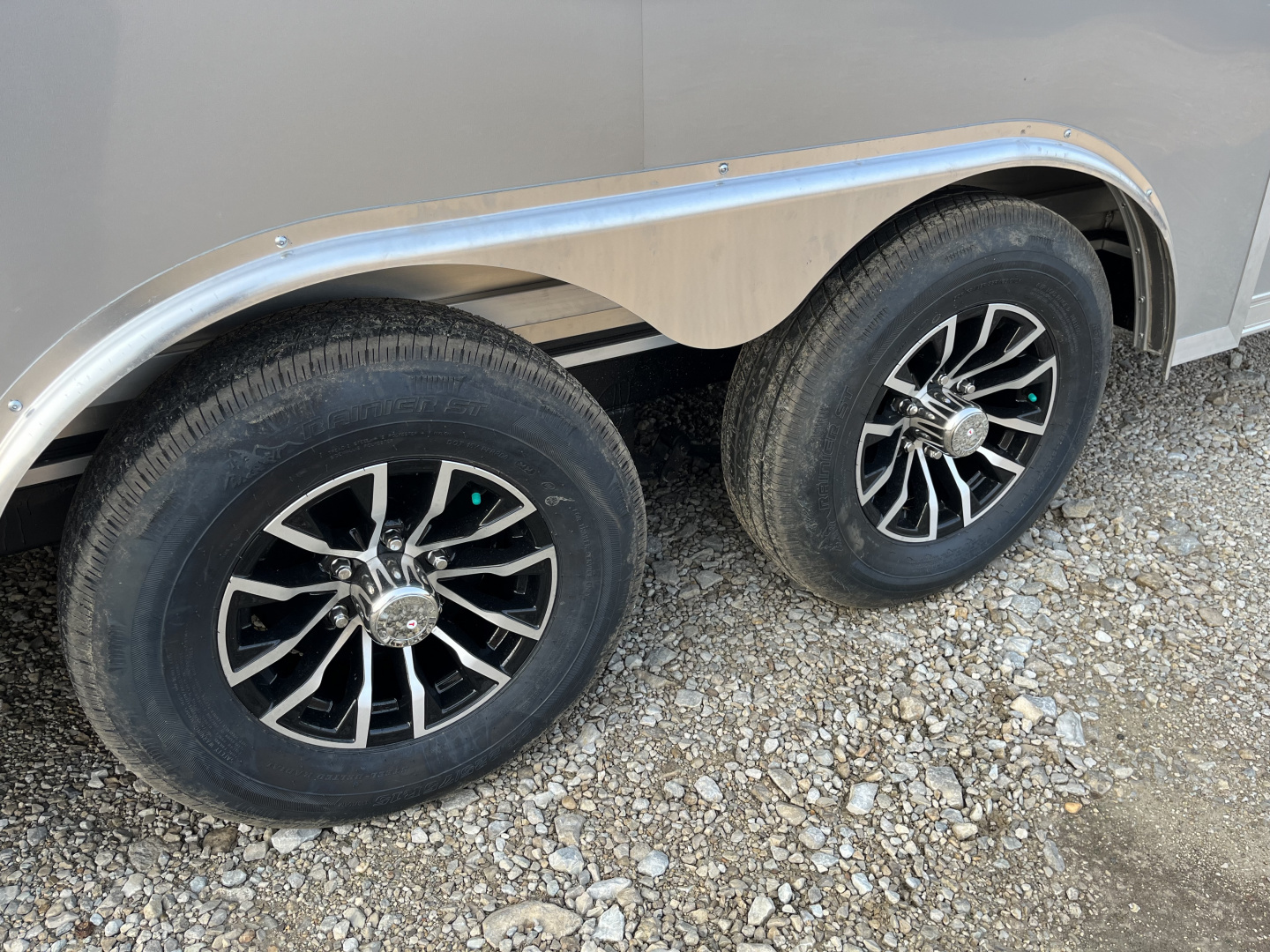 New 2026 Cargo Express XL SE FLAT TOP V NOSE 10K Cargo / Enclosed Trailer