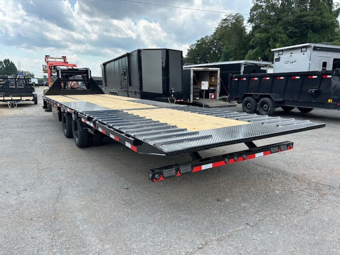 New 2026 Load Trail 102X32 hyd dove Equipment Trailer