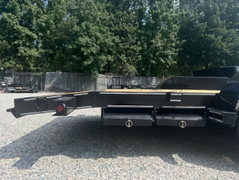 New 2025 TEXAS BRAGG TRAILERS 18+2 HCH Car / Racing Trailer