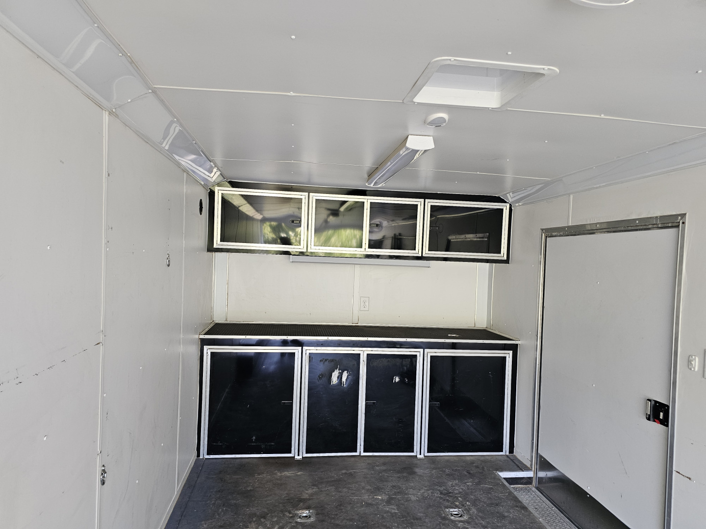 Used 2023 Cargo Express 8.5 x 24 10K Enclosed Car / Racing Trailer