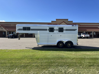New 2026 4-Star Trailers 2H GN Horse Trailer