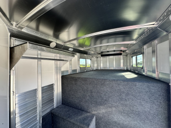 New 2026 4-Star Trailers 2H GN Horse Trailer