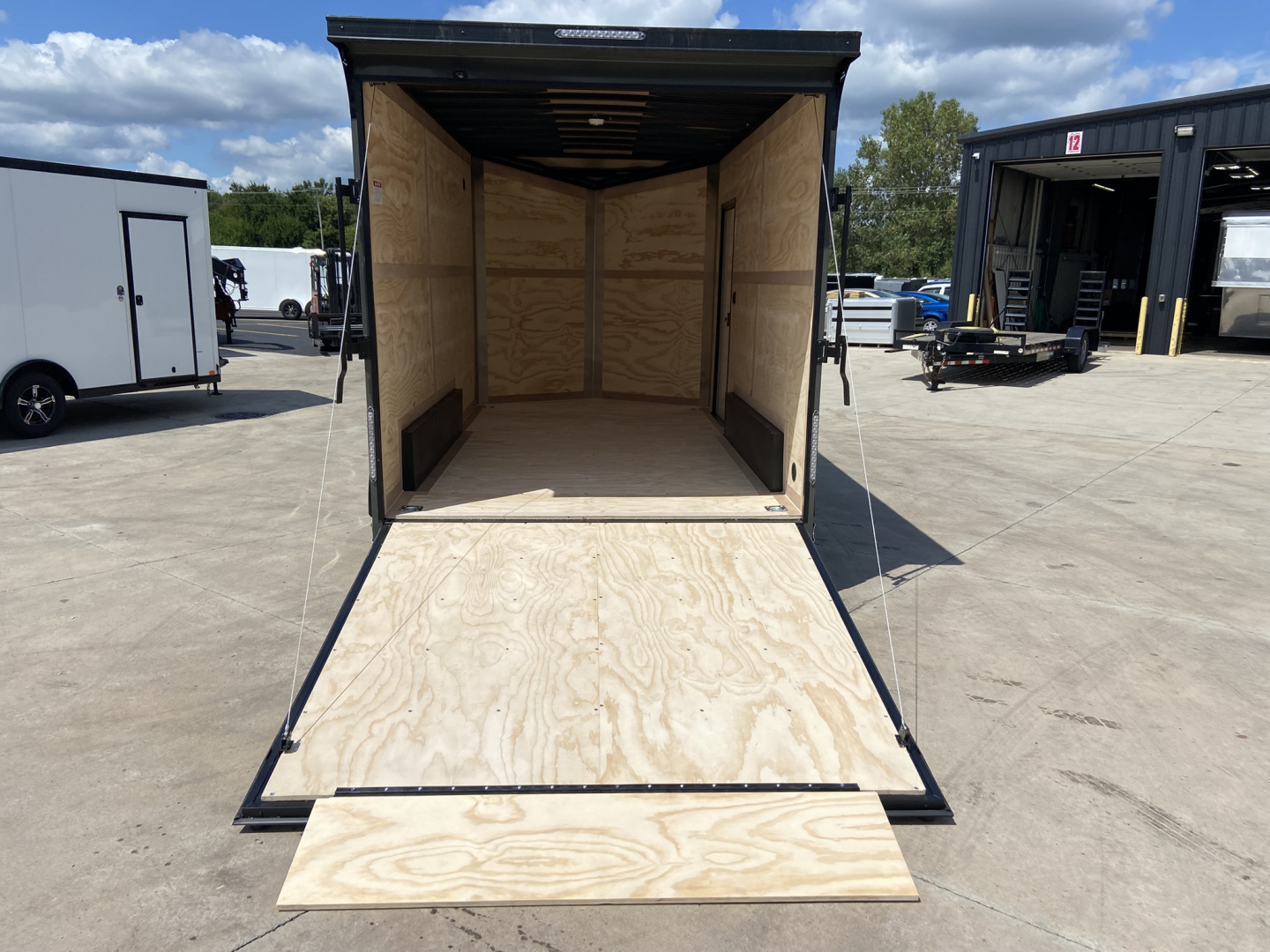New 2026 United Trailers UJ 14'