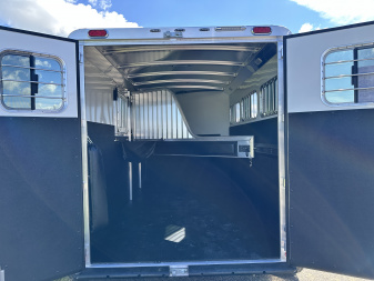 New 2026 4-Star Trailers 3H BP Horse Trailer