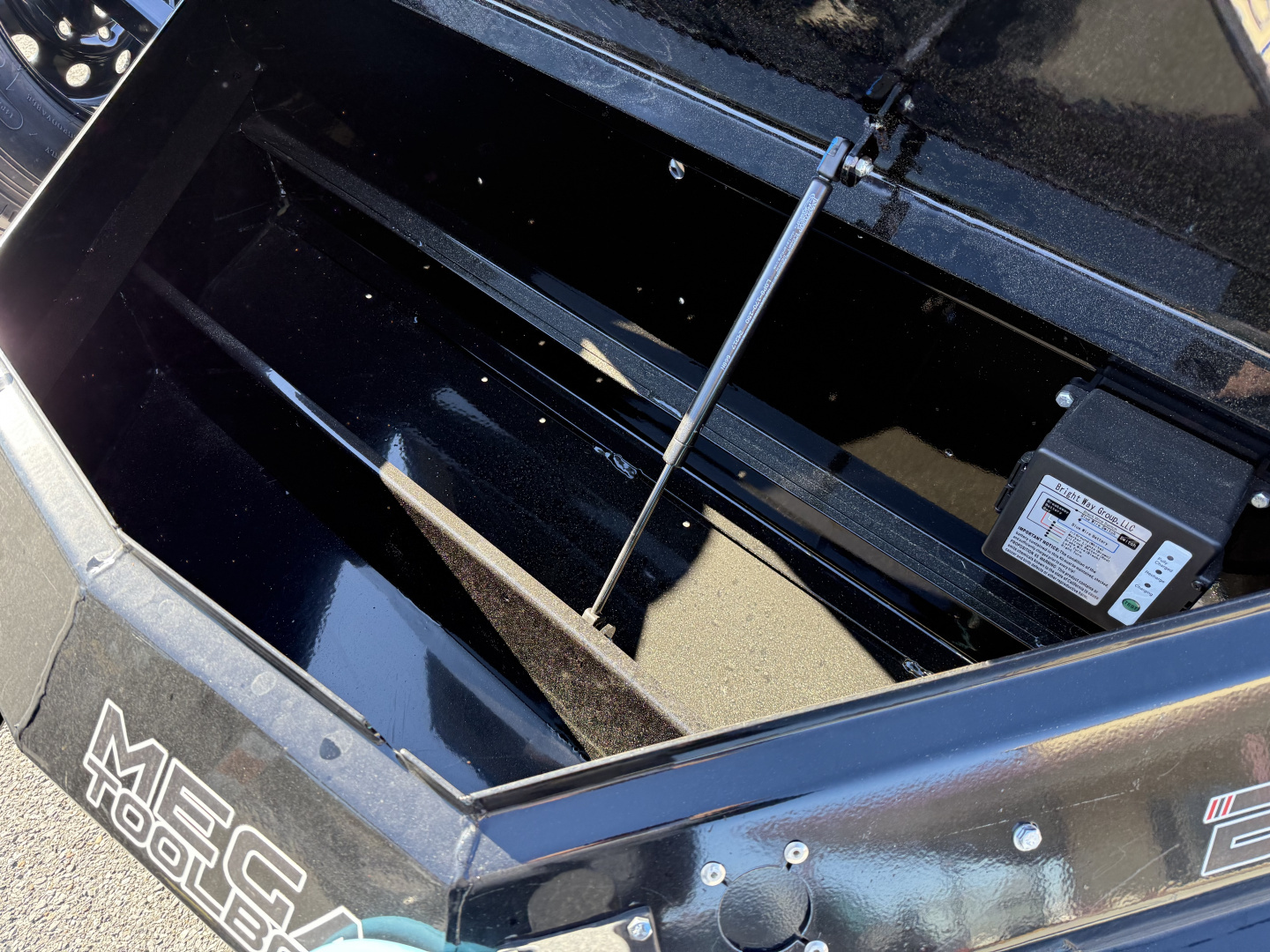 New 2026 Horizon Trailers ETZ 22'X83" TILT-8K AXLES Equipment Trailer