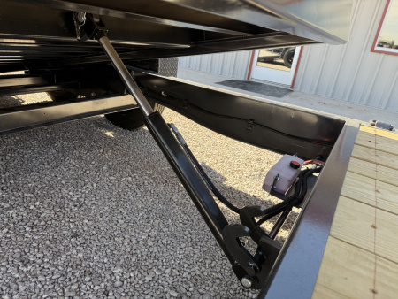 New 2026 Diamond C 80"x22' BP Hydraulically Dampened Tilt - HDT208 Pacesetter Edition