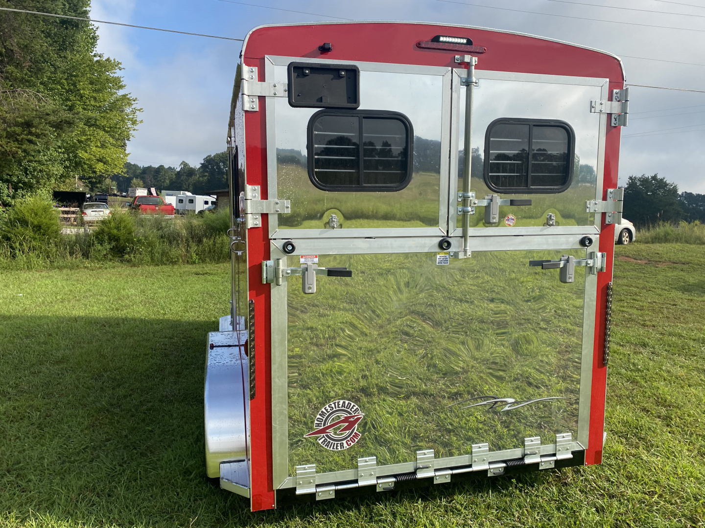 New Homesteader 214FB 2 Horse Direct Load Warmblood Horse Trailer