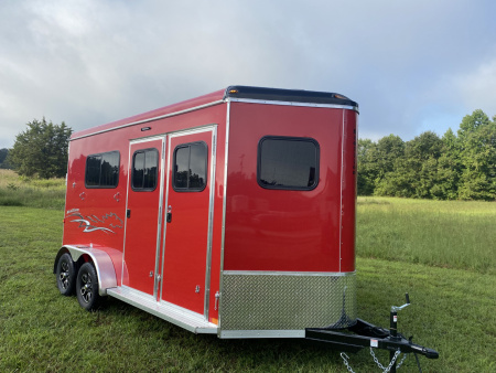 New Homesteader 214FB 2 Horse Direct Load Warmblood Horse Trailer