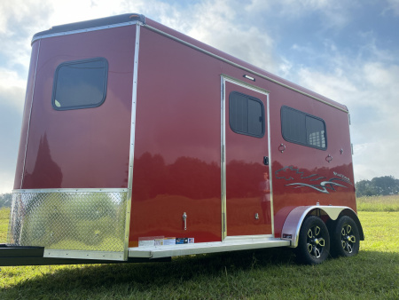 New Homesteader 214FB 2 Horse Direct Load Warmblood Horse Trailer