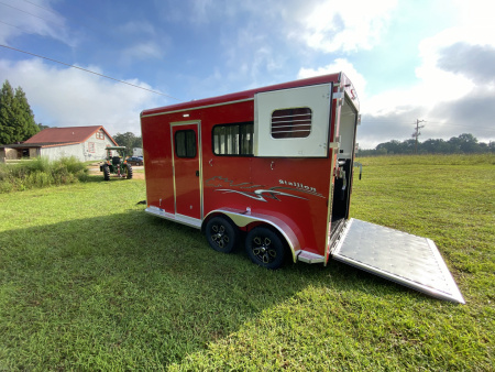 New Homesteader 214FB 2 Horse Direct Load Warmblood Horse Trailer