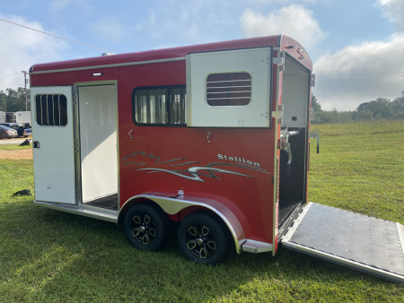 New Homesteader 214FB 2 Horse Direct Load Warmblood Horse Trailer