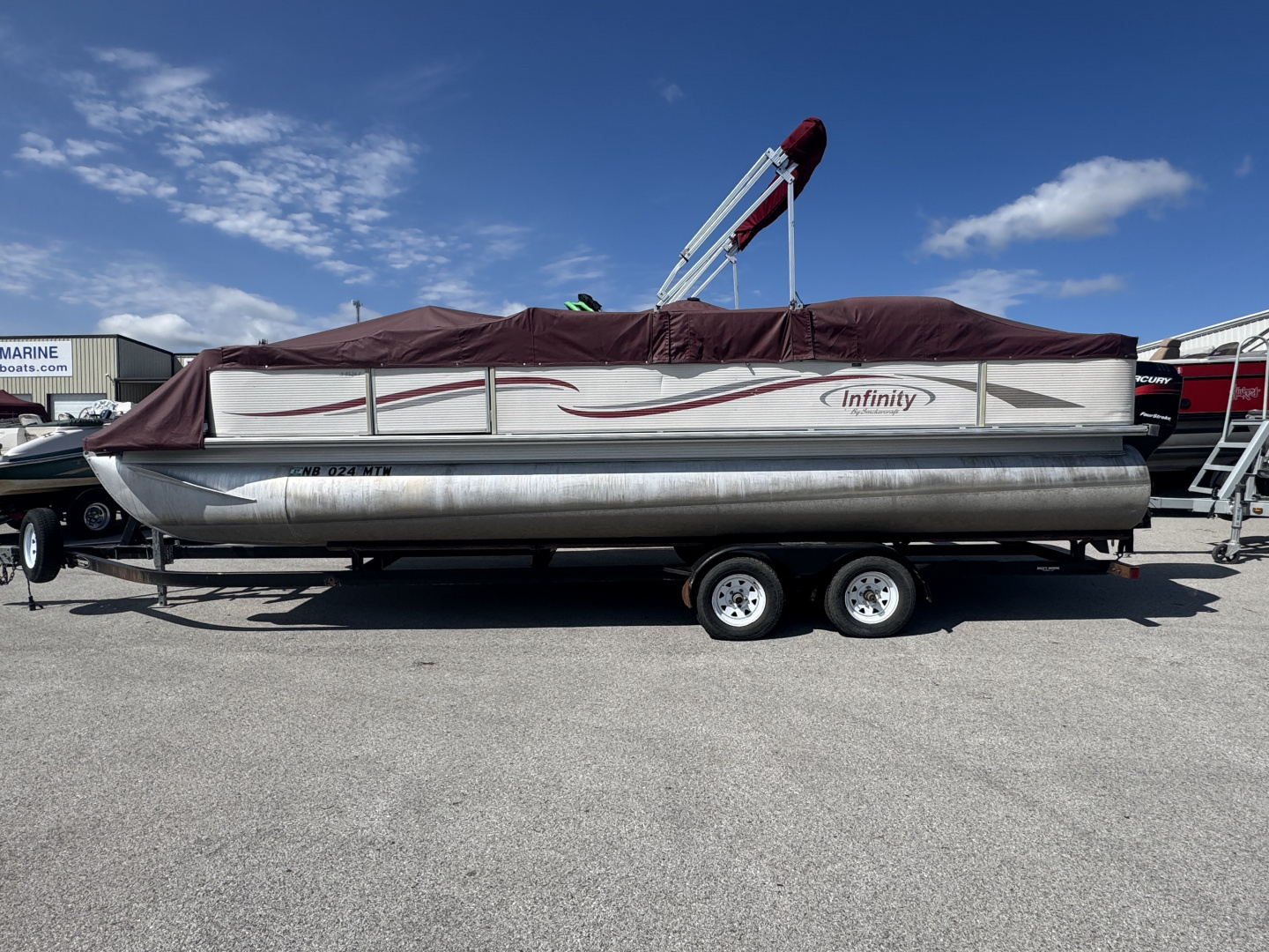 Used 2004 Smoker Craft A-8524F Pontoon Boat