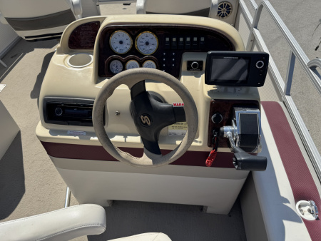Used 2004 Smoker Craft A-8524F Pontoon Boat