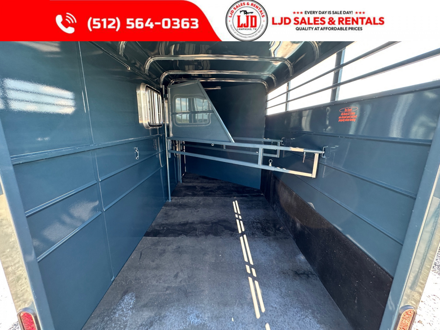 New 2026 Calico - 17'X7' - 3 Horse Slant / Ranch King Pkg.