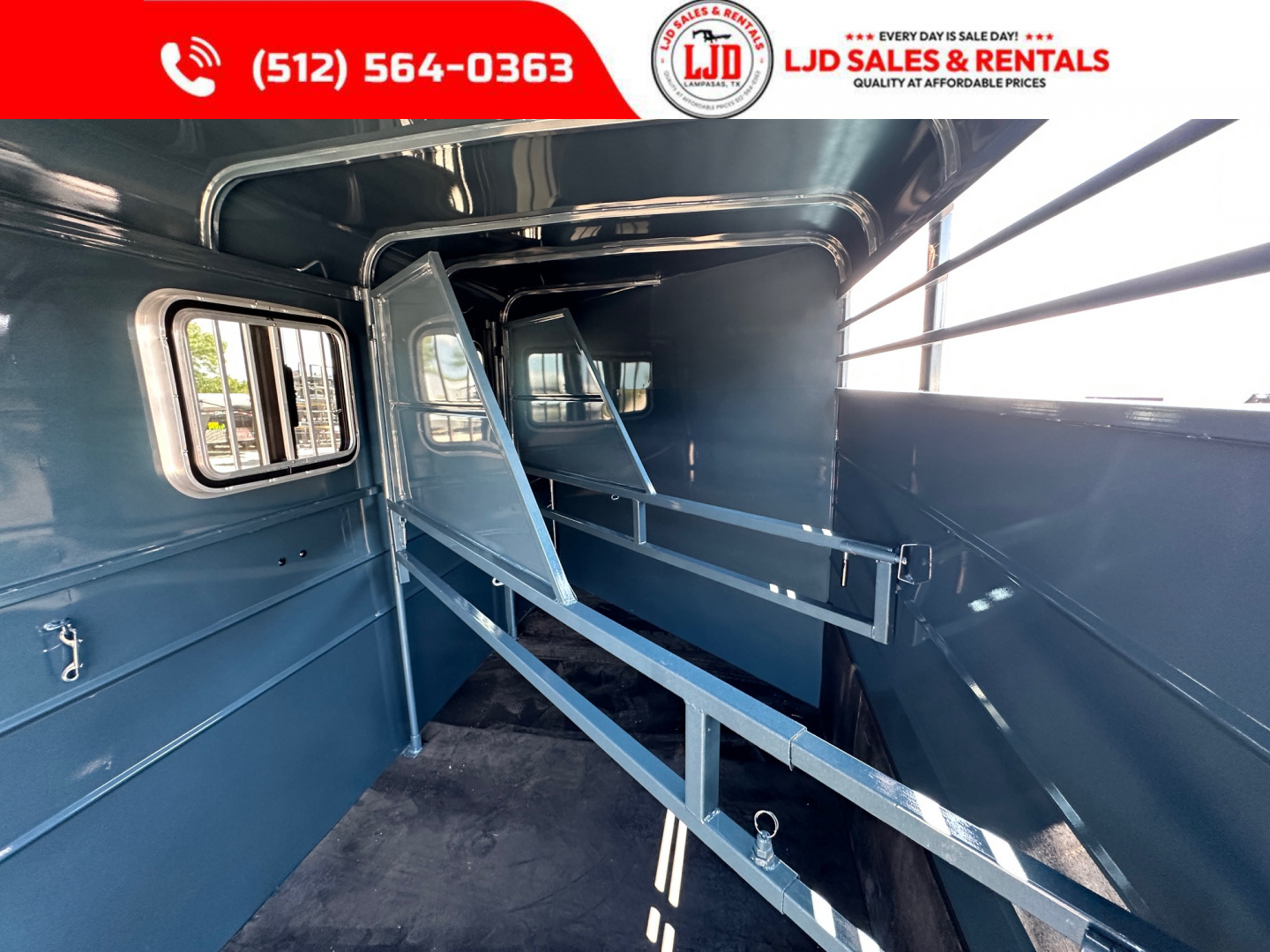 New 2026 Calico - 17'X7' - 3 Horse Slant / Ranch King Pkg.