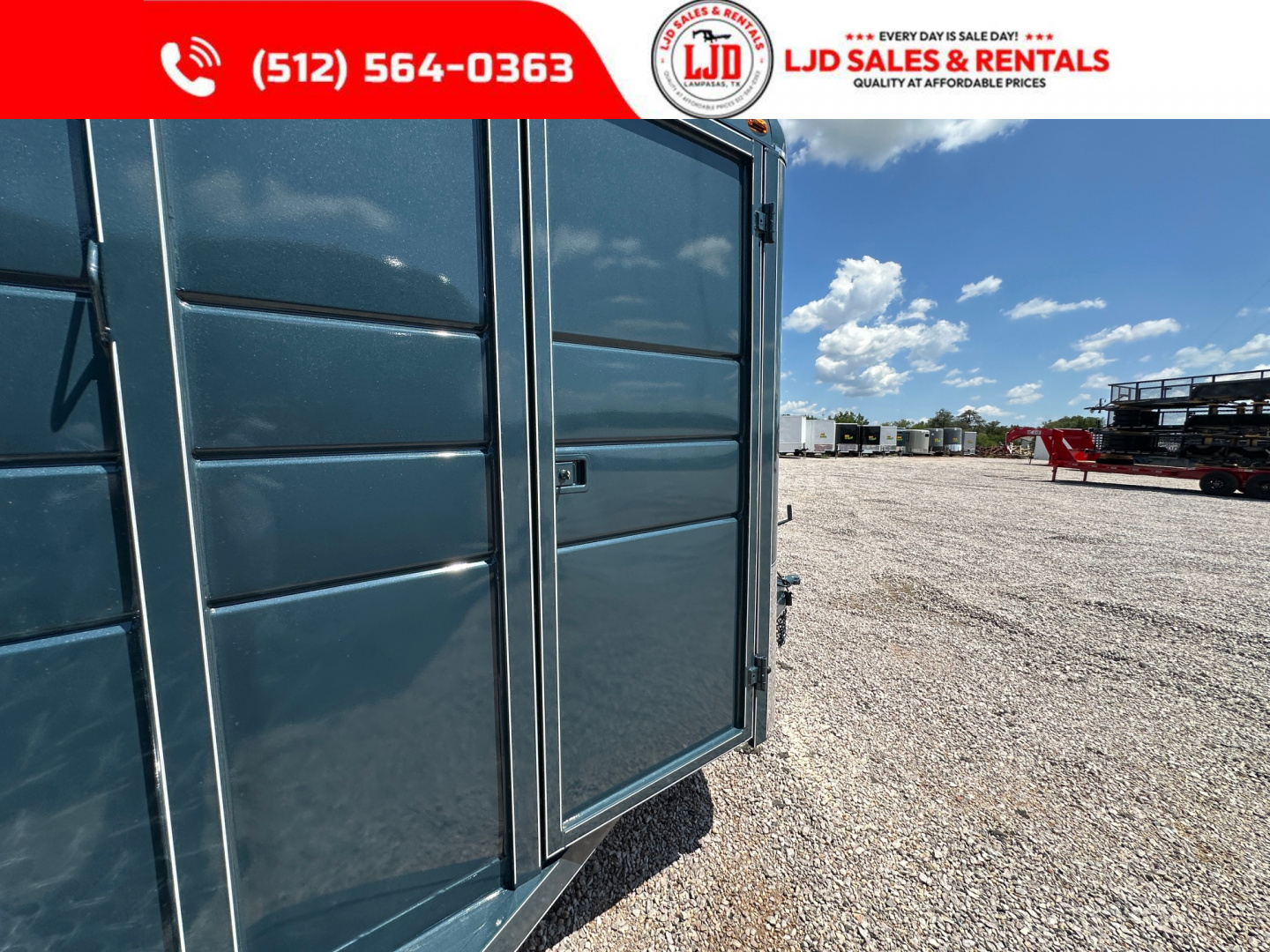 New 2026 Calico - 17'X7' - 3 Horse Slant / Ranch King Pkg.