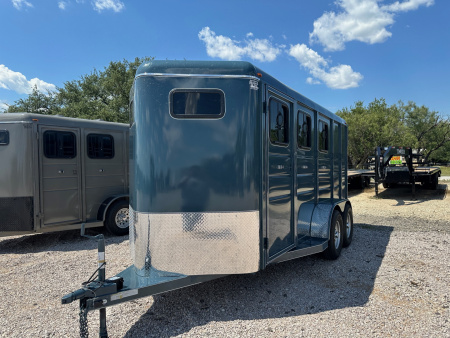New 2026 Calico - 17'X7' - 3 Horse Slant / Ranch King Pkg.