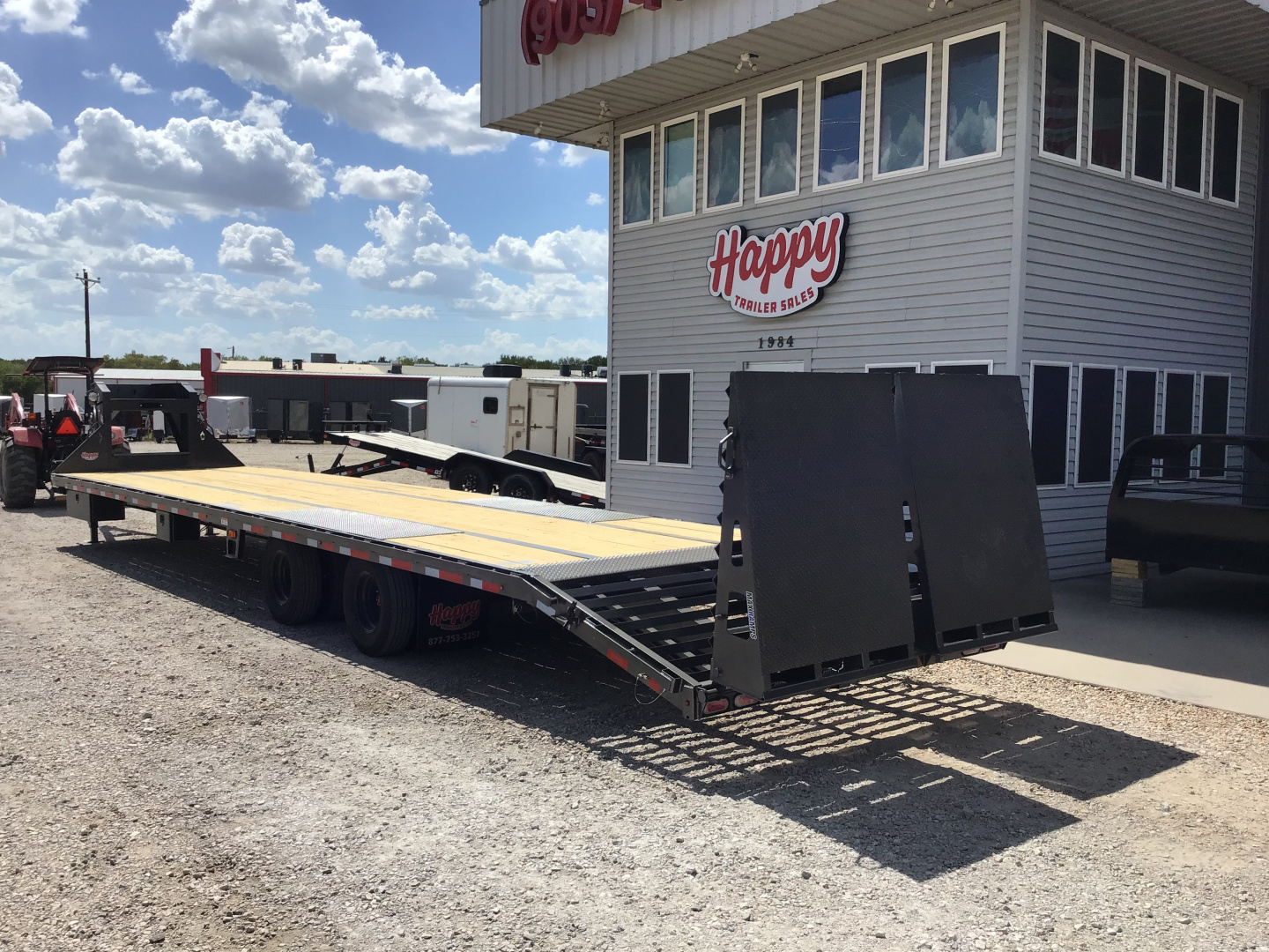 New 2026 Diamond C 102"x40' Engineered Beam FMAX212 w/ Max Ramps Pacesetter Edition