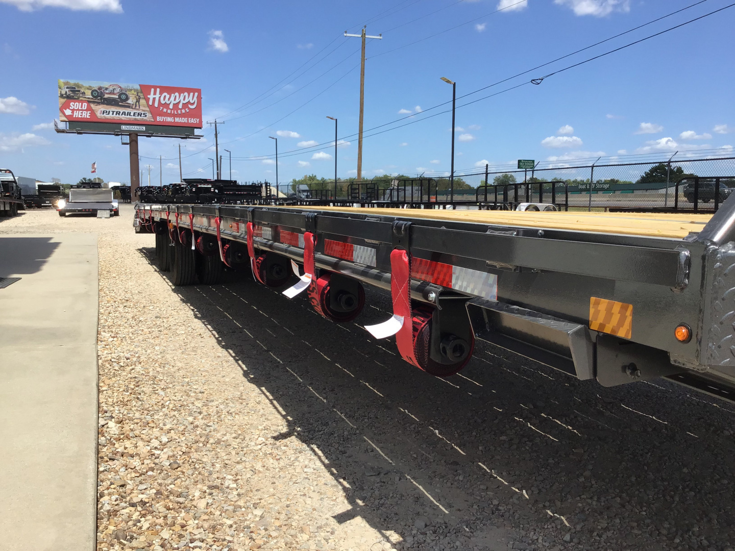 New 2026 Diamond C 102"x40' Engineered Beam FMAX212 w/ Max Ramps Pacesetter Edition