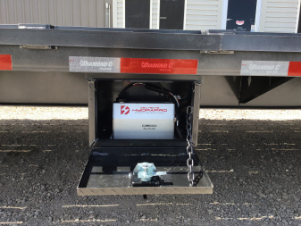 New 2026 Diamond C 102"x40' Engineered Beam FMAX212 w/ Max Ramps Pacesetter Edition