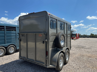 New 2026 Calico - 6'X13'X7' - 2 Horse Slant - Ranch King Pkg.