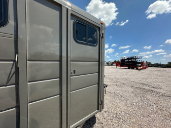 New 2026 Calico - 6'X13'X7' - 2 Horse Slant - Ranch King Pkg.