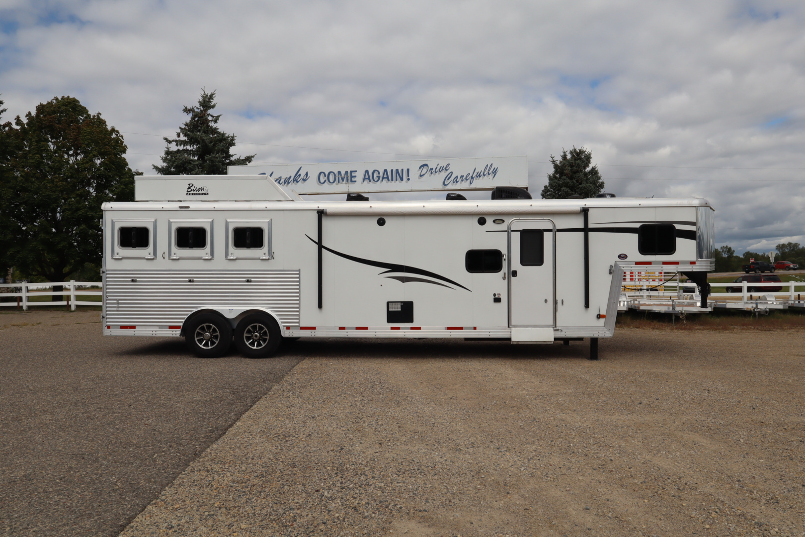 Used 2017 Bison Trailers 3 Horse LQ W/Slide-out Horse Trailer