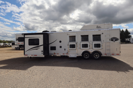 Used 2017 Bison Trailers 3 Horse LQ W/Slide-out Horse Trailer