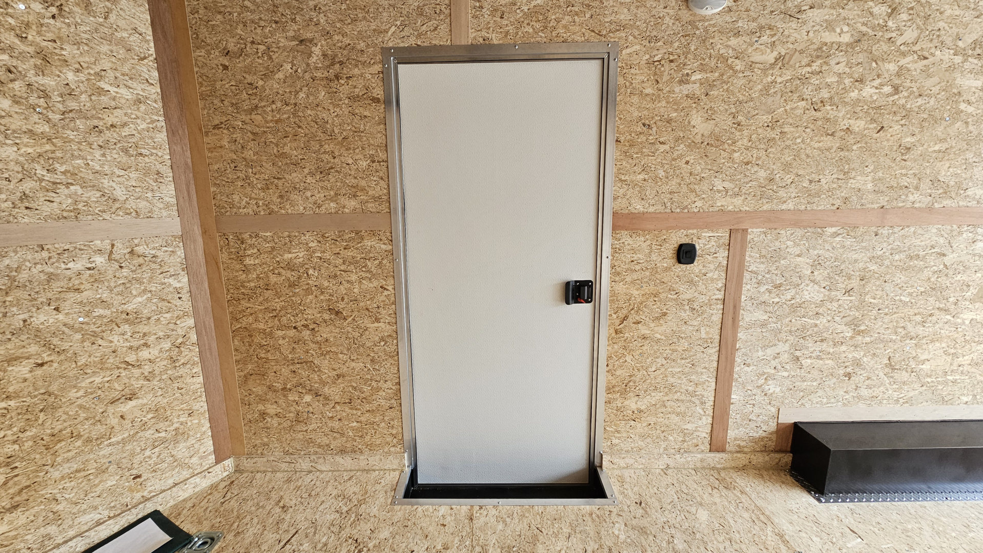 New 2026 Continental Cargo V8.5X20TA Car / Racing Trailer