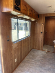 Used 1993 Sooner 3 Horse w/16' LQ