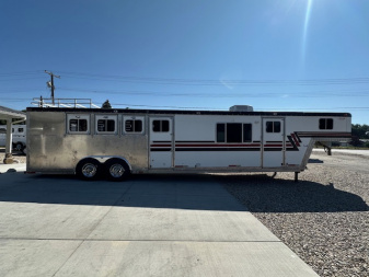 Used 1993 Sooner 3 Horse w/16' LQ